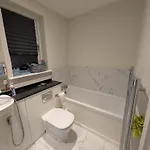 Privat bolig Pvt Ensuite Room ,25 Mins Train To City Center Dublin